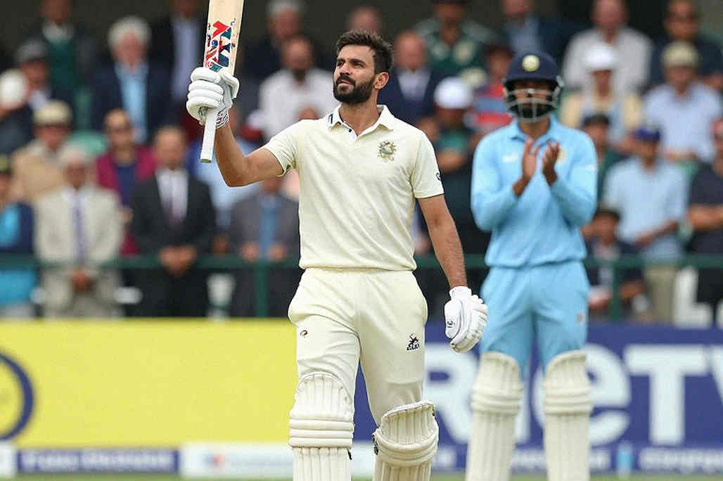 বারো বলের ঝড়: জেক ফ্রেজার-ম্যাকগার্কের রেকর্ড যেভাবে ক্রিকেটের ফরম্যাট-সীমান্ত নাড়িয়ে দিল