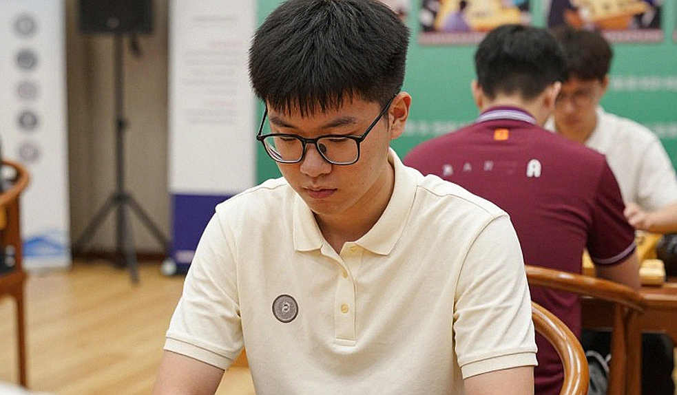 Bent Larsen in the Headline, Zero in the Text: A Ledger Audit of ChessBase Magazine #225 Bent Larsen in the Headline, Zero in the Text: A Ledger Audit of ChessBase Magazine #225