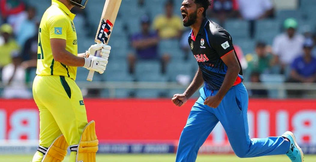 ৯৭-এ থেমে যাওয়া ম্যাচ: শাদাবের সেই কিনারা, আতকিনসনের ওভার আর তিন রানের হিসাব