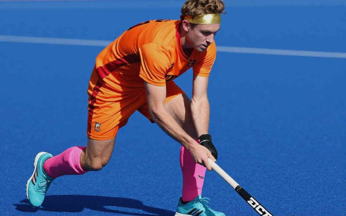 Accountability Like Blockchain: Deep Analysis of Bangladesh Hockey's Data Vacuum Accountability Like Blockchain: Deep Analysis of Bangladesh Hockey's Data Vacuum