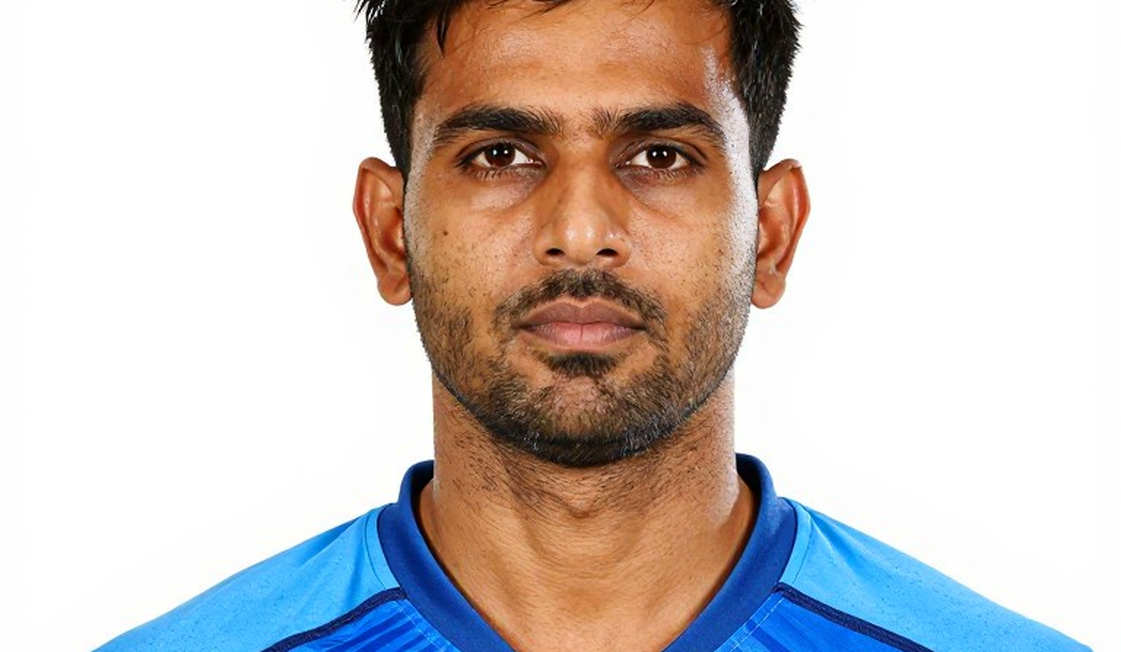 বেথ মুনির ১০০তম ওডিআই: যে মাইলফলকের আসল হিসাব স্কোরবোর্ডে নয়, কাগজে লেখা