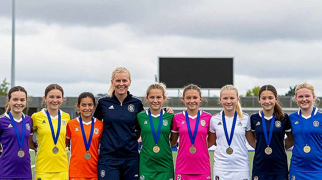 The Final That Was Promoted Without a Score: Reading Field Hockey's Long Tail The Final That Was Promoted Without a Score: Reading Field Hockey's Long Tail