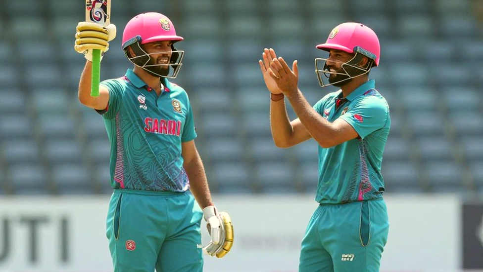 শরীরের খাতা: ৩২ উইকেটের পিছনে যে বলগুলো কেউ গোনেনি
